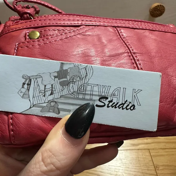 Catwalk Studio Convertible Wristlet Bag NEW WITH TAGS - Image 6