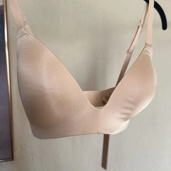 Skims WIRELESS‎ Form Lightly lined Bra Sand Cream NWOT 40DDD - Image 2