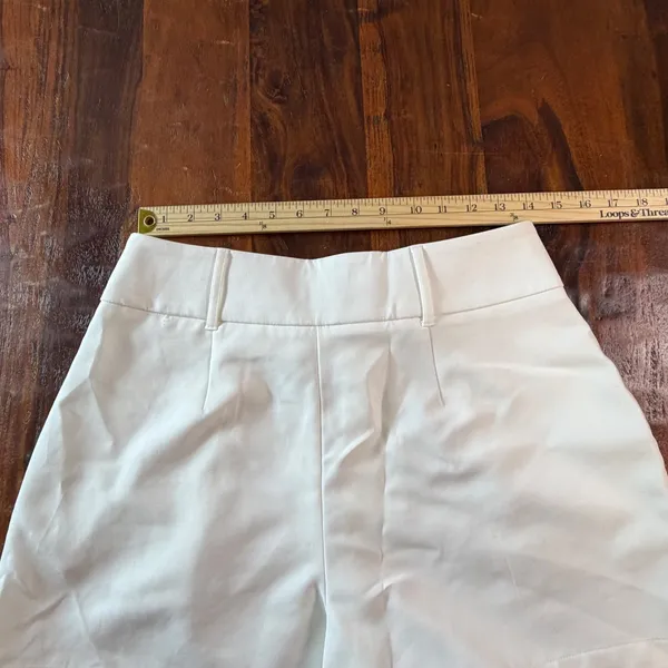 Express Editor Shortie Super High Rise Shorts White Tailored Trouser Style - Image 6