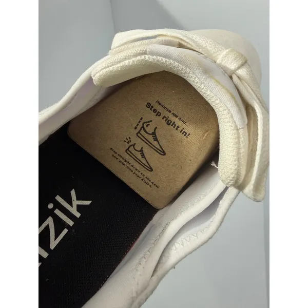 Kizik Irvine Hands Free Canvas Sneaker Ivory White Men 9.5 Women 11 SINGLE SHOE - Image 7