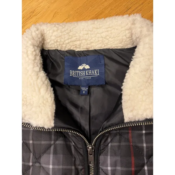 British Khaki Quilted Plaid Vest Sherpa Collar Black Gray Red‎ Women Small - Image 4