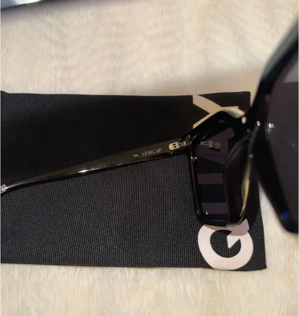 Quay Australia Sunglasses Level Up - Image 5