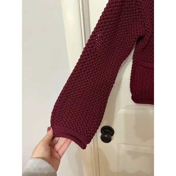 Zara‎ Burgundy Knit Cardigan Gold Hammered Buttons Cropped Sweater Small - Image 5