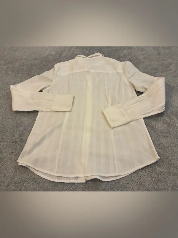 Classic Women’s IZOD Size Small White Button-Down Shirt 100% Cotton - Image 7