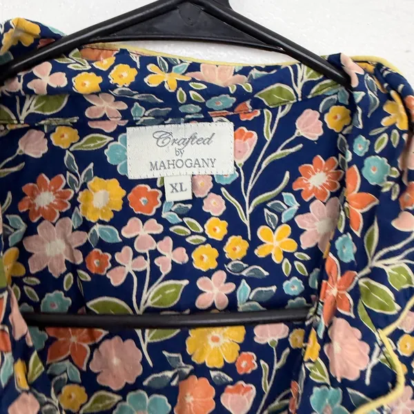 Crafted by Mahogany Pajamas Womens XL Blue Floral Print Cotton Short Sleeve Set - Image 4