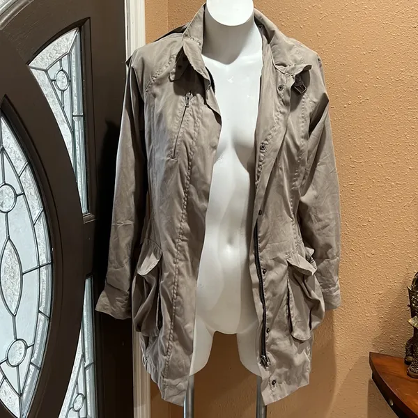 Zara tan jacket - Image 3