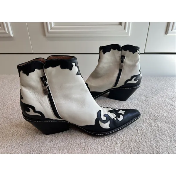 Donald J Pliner Western Ankle Boots Black & Ivory Leather Cowgirl Rodeo Designer - Image 4