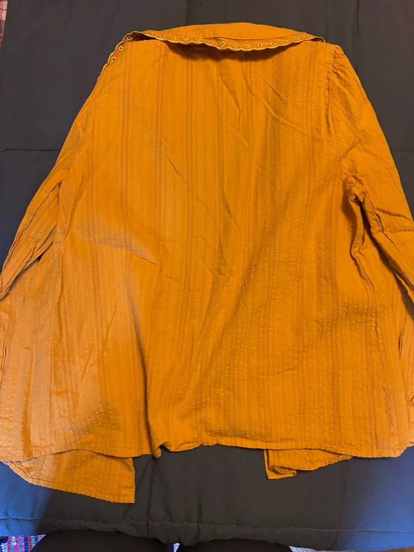 Lauren Conrad Blouse - Image 3
