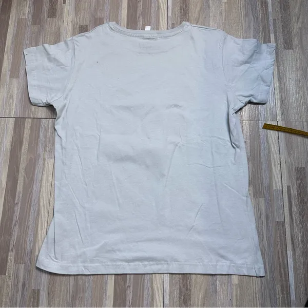 Women’s Gray Marvel Deadpool T-shirt Size XL (NWT) - Image 6