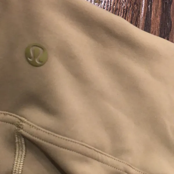Lululemon green athletic leggings size 4 - Image 5