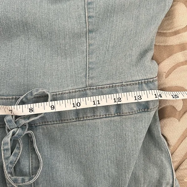 Tinseltown belted Denim Jumpsuit light wash, Size Medium NWT - Image 9