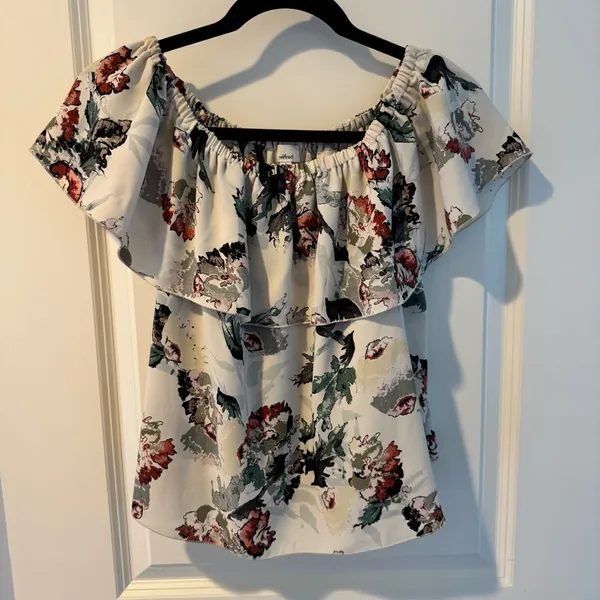 Wilfred Aritzia Promener Floral Off Shoulder Blouse with Silk Trim | S - Image 2