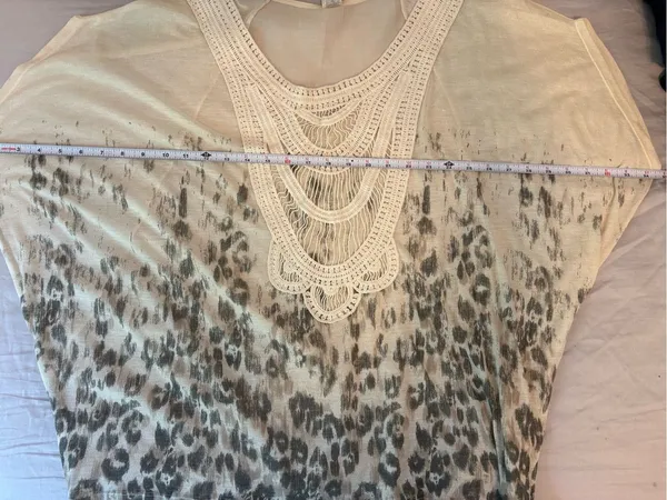 Free People Ivory Leopard Print Crochet Lace Boho Poncho Top M - Image 7