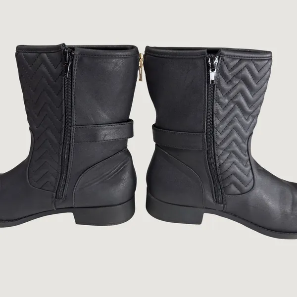 3202 | ShoeDazzle Sandi Quilted Moto Ankle Boots Black Women 9 - Image 3