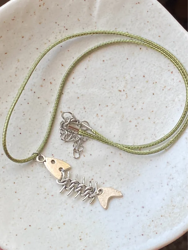 Handmade fish bone boho funky simple necklace🌀🐟💙 - Image 4