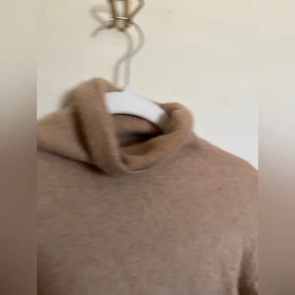 MANGO Cashmere Turtleneck Sweater Size medium in‎ tan - Image 3
