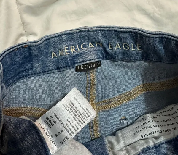 American Eagle Outfitters Skinnies - Image 3