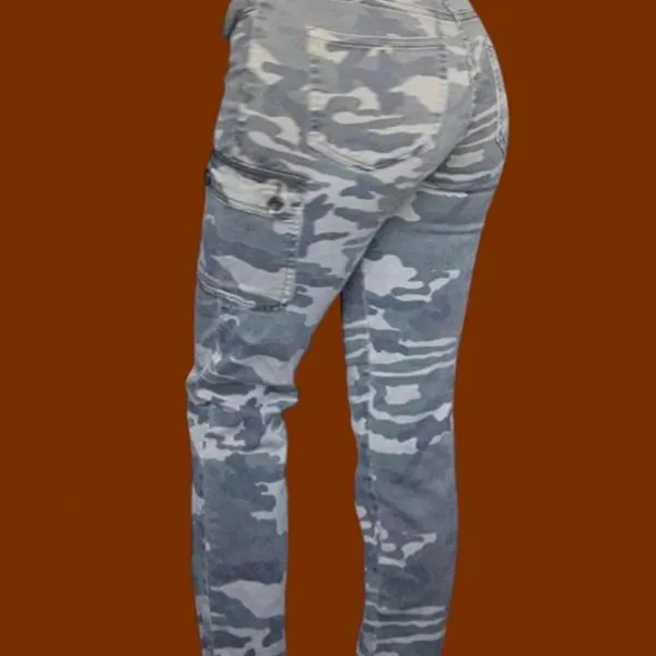 Forever 21 Cargo Pants - Image 4