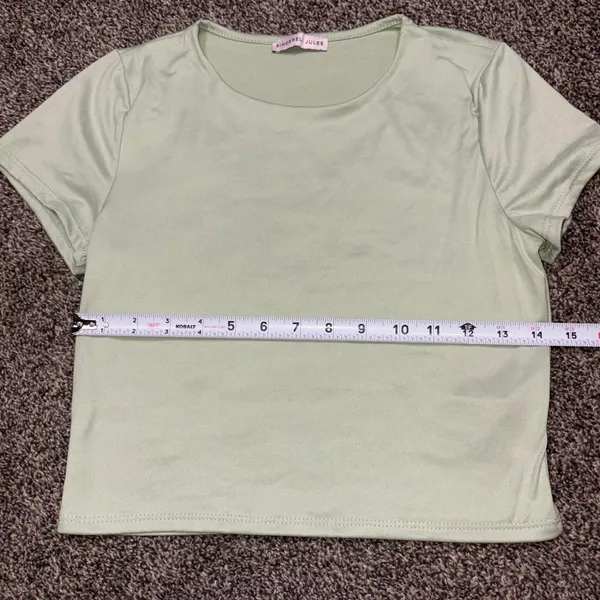 Sincerely Jules the label light green crop top Medium - Image 6