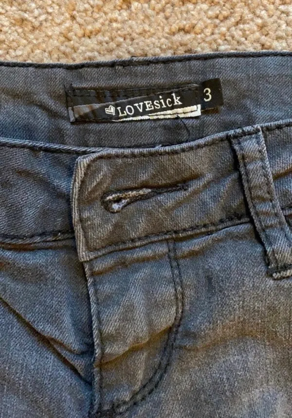Hot Topic Grey Distressed Skull Shorts - Image 2