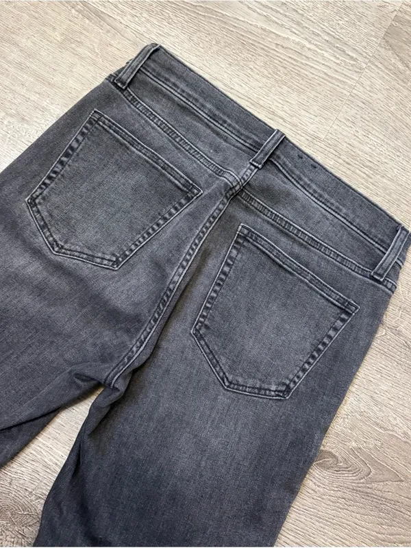 •Gap• Mid Rise True Skinny Jeans - Image 5