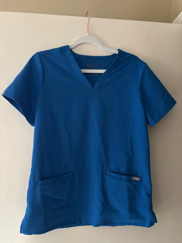 Figs scrub top - Image 2