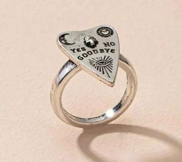 Ouija Board Style Ring Silver - Image 2