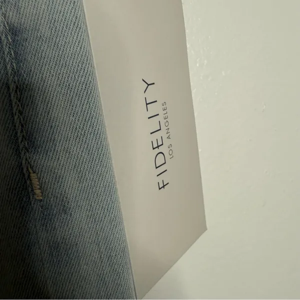 NWT Fidelity Coco Wide Leg Jeans Raw Hem Clearwater Blue‎ Size 26 Clean Girl - Image 6