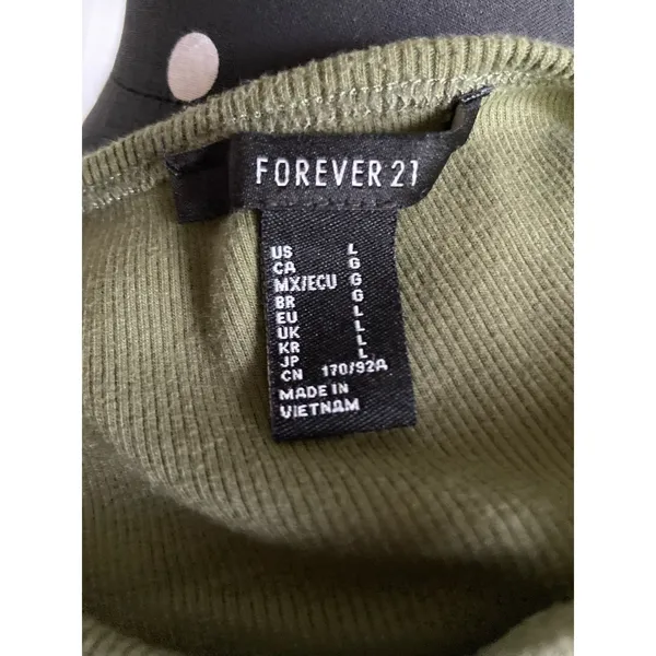Forever 21 Womens Top Sz L Olive Green Cropped Length Ribbed Knit‎ Long Sleeve - Image 7