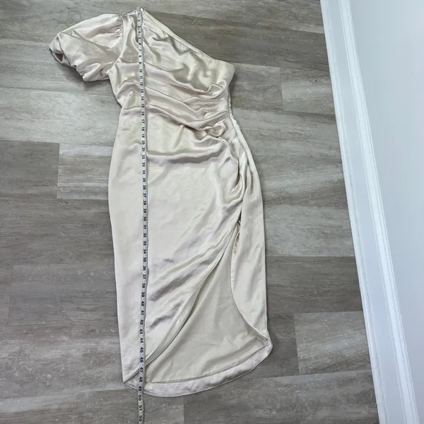 Elliatt Cinda Dress in Pearl - Image 6