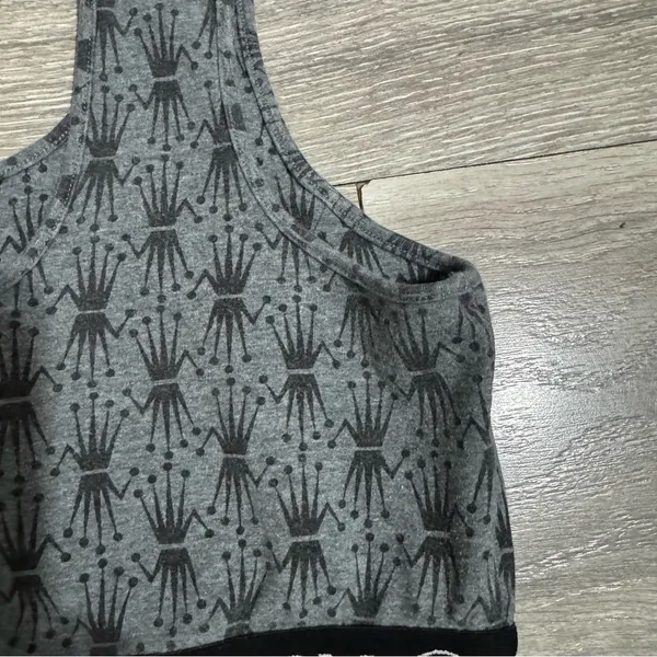 Stüssy Women Gray Crown Pattern Crop Sport Athletic Bra Size L‎ - Image 4