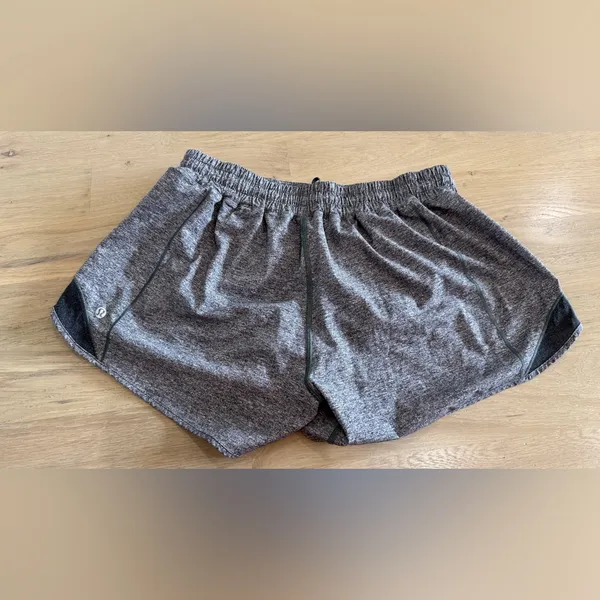 lululemon hotty hot short II 4” heather lux multi black size 10 - Image 9