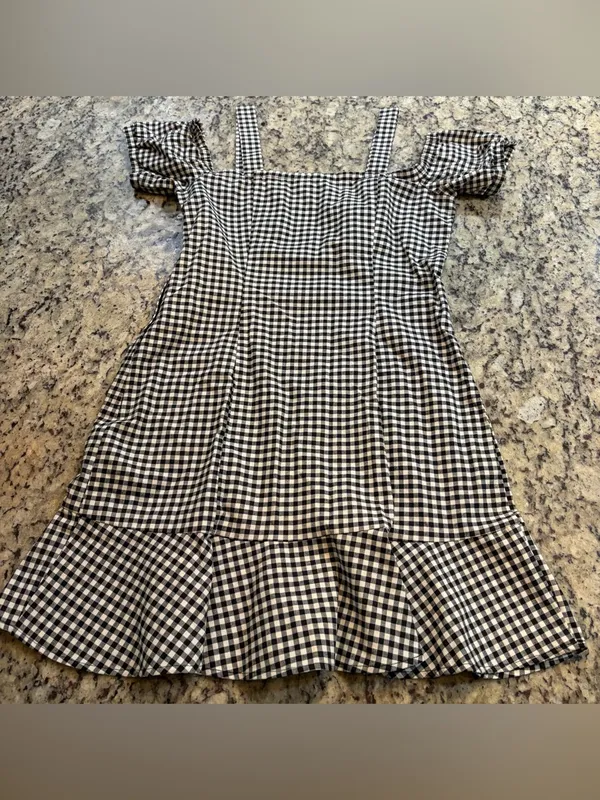 H&M Black and White Gingham Mini Dress with Ruffle Detail - Image 5