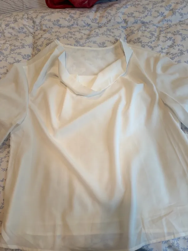 White Blouse Size 2X - Image 2