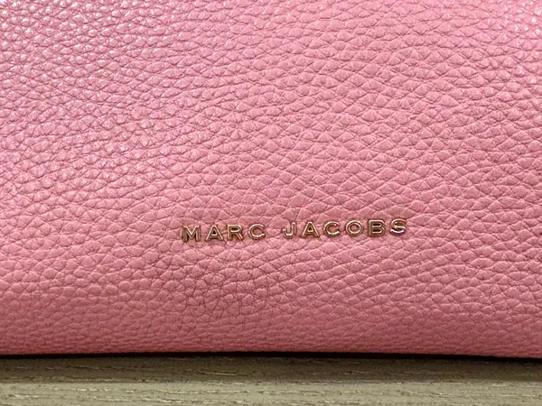 Marc Jacobs Cosmo Crossbody - Image 3