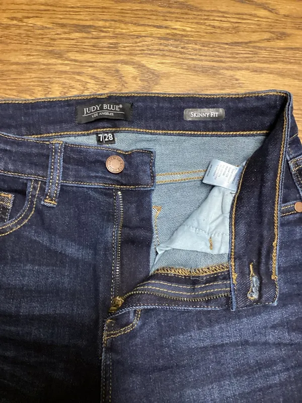 Judy Blue high rise skinny dark wash jeans size 7/28 style 82253 - Image 3