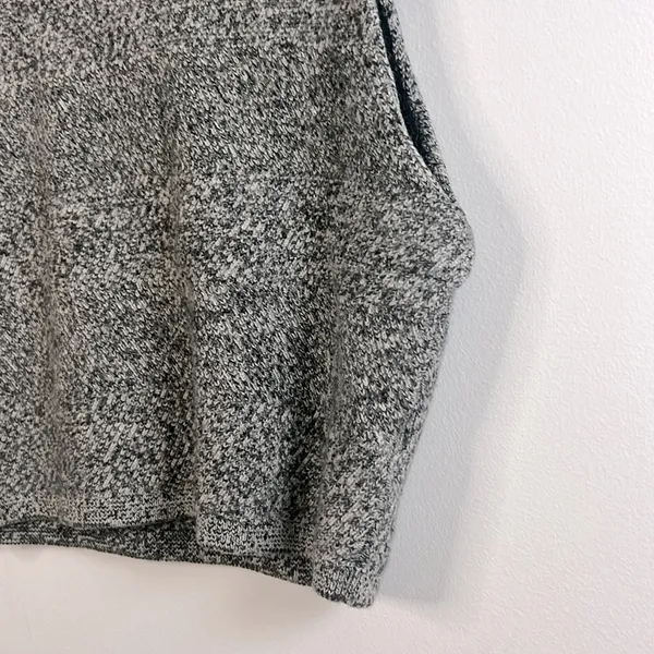 Gray Top - Image 4