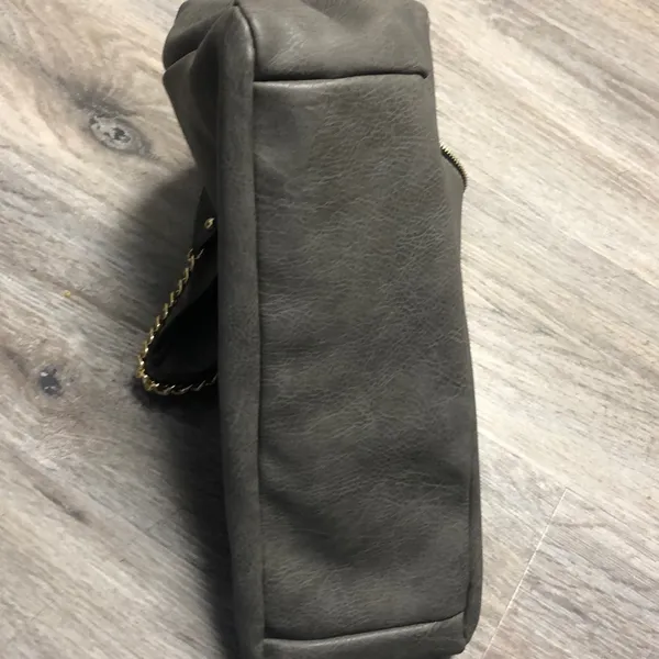 Large Gray Faux Leather Purse - Image 11