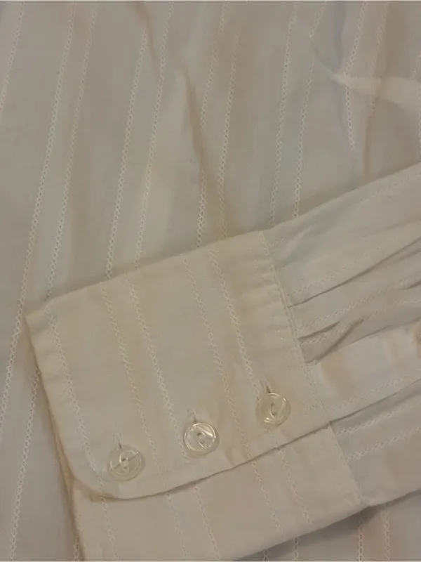 Classic Women’s IZOD Size Small White Button-Down Shirt 100% Cotton - Image 5