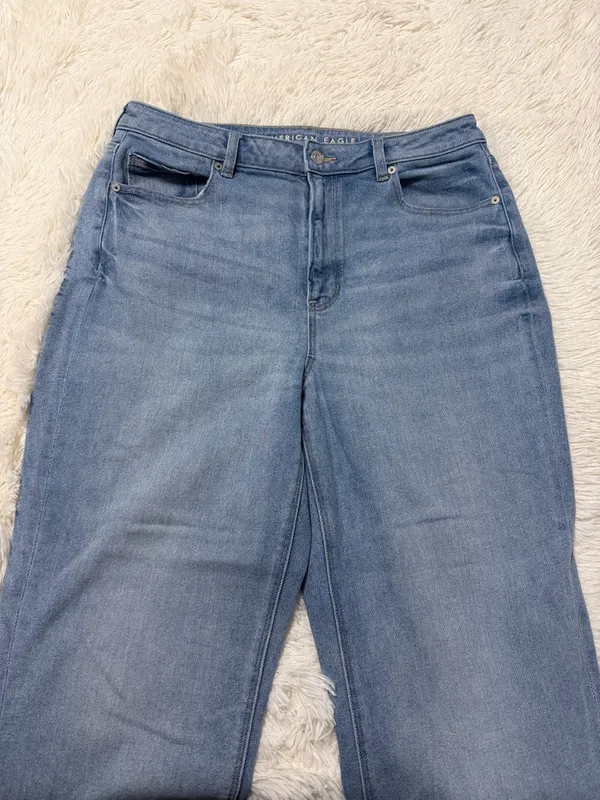 American Eagle Mom Straight Jean - Image 3