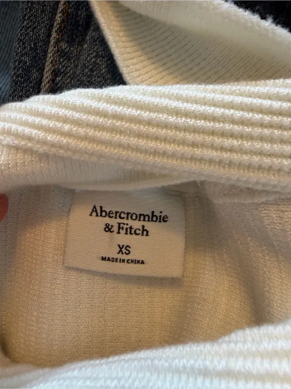 Abercrombie & Fitch Cream Ribbed Square-Neck Tank - Image 4