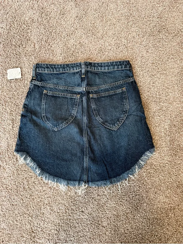 NWT Free People Bailey Raw Hem Fringe Denim Jean Asymmetrical Mini Skirt Size 28 - Image 4