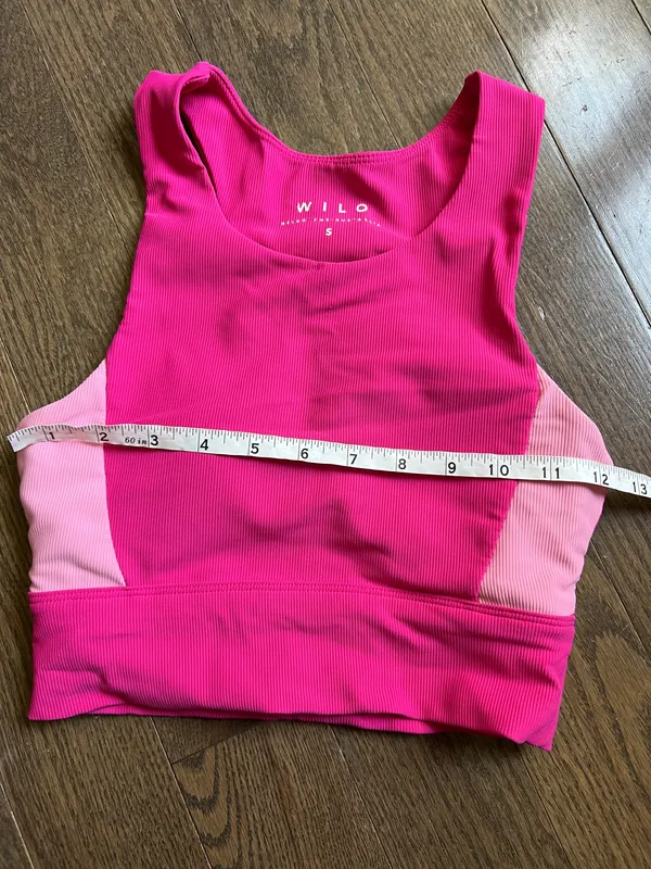 Wilo Pink Colorblock Racerback Crop Top sports bra open back cutout size small - Image 3