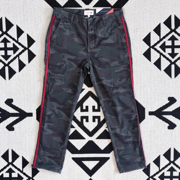 Sundry x Anthropologie Side Trim Camo Le Soleil Pants in Charcoal Size 27 - Image 6