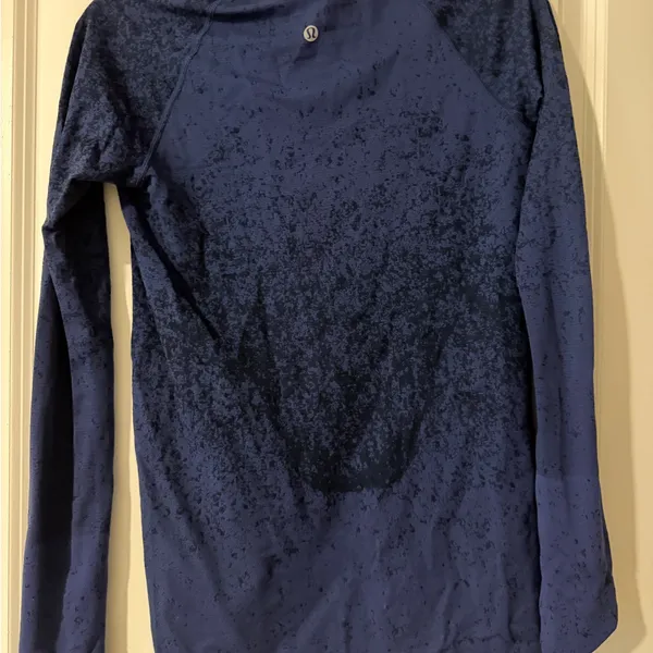 Lululemon Swiftly Tech Long Sleeve - Image 4