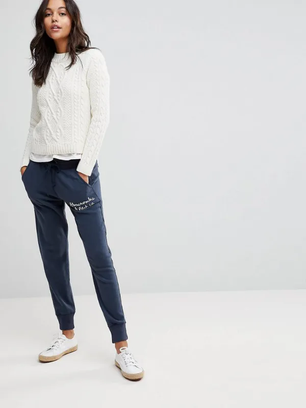 Abercrombie & Fitch Ivory Cable Knit Crewneck Sweater – Ivory – XS - Image 4