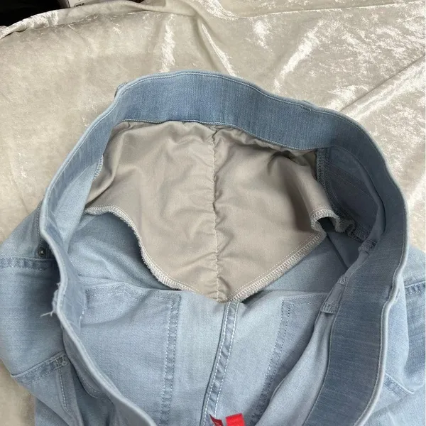 SPANX Light Wash Jeans XL tummy control pull-on pants - Image 11