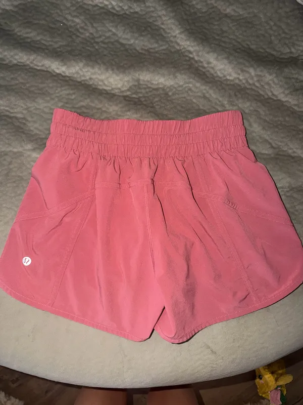 Lululemon Tracker Shorts 4" - Image 2