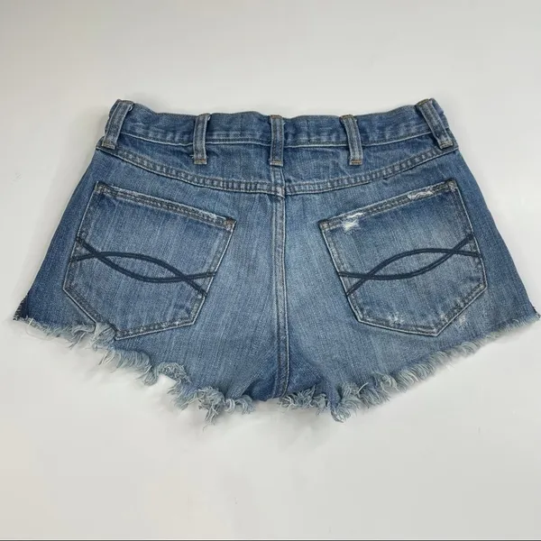 Abercrombie‎ & Fitch High Rise Festival Shorts - Image 3