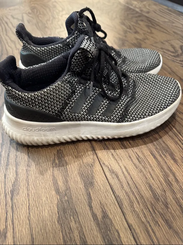 adidas Black & White Knit Sneakers - Image 3
